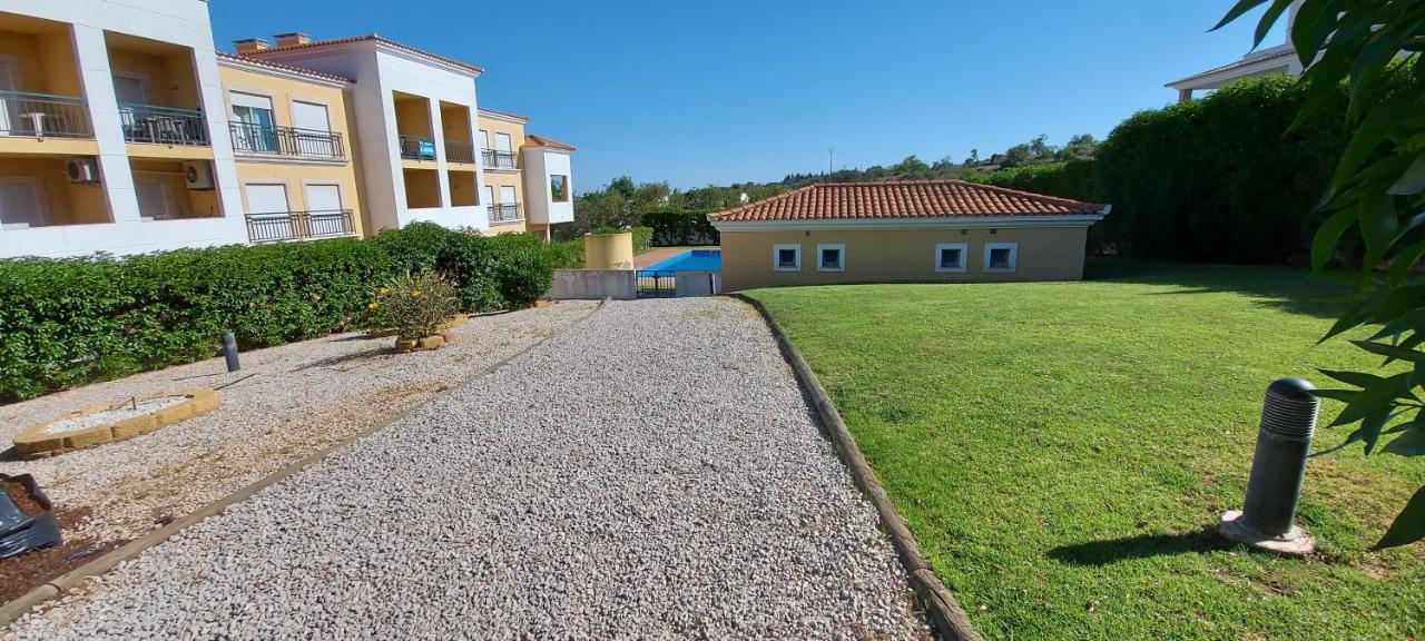 Apartamento Piscina 5 Minutos Praia Alcantarilha Exterior photo